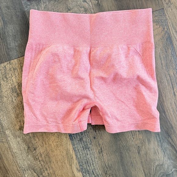 Butt lifting contour seamless biker shorts & pink sports bra yoga gym set pink - Picture 2 of 6